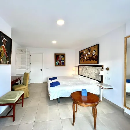 Family With Breakfast Included, Freewifi, Jacuzzi And Pool Daire *